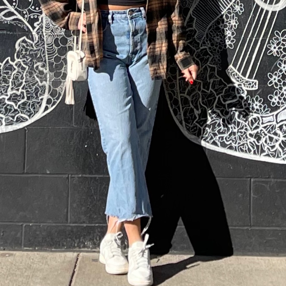 Light wash Zara jeans